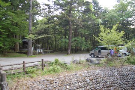 1駐車場