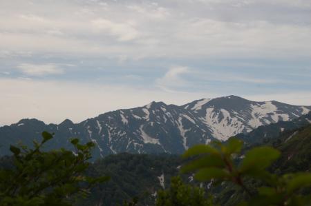 122飯豊本山