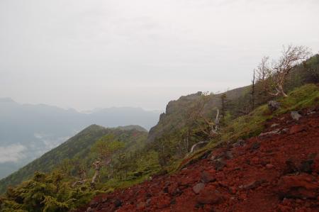 男体山