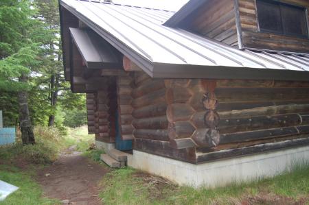 19志津小屋