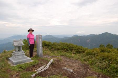 33三倉山