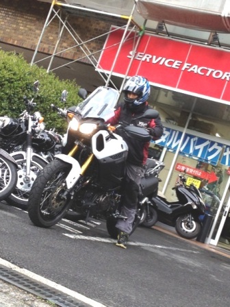 スタッフも試乗!!