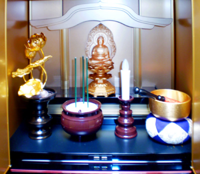 仏壇タイプの納骨壇です。 | 名古屋のお墓・納骨堂選びをサポート｜万松寺瑞雲閣ブログ