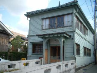 2003_1106_131346AA.jpg