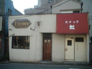 2004_0304_132106AA.jpg