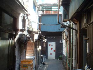 2004_0429_114302AA.jpg