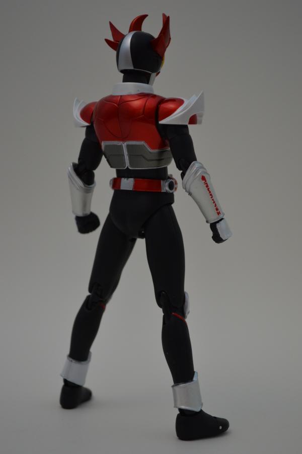 S.H.Figuarts 仮面ライダーアギト シャイニングフォーム | 魂の