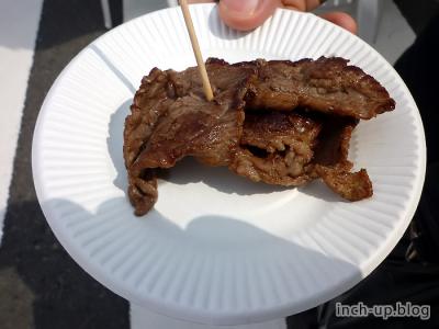無料配布のステーキ