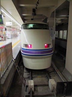 東武鉄道 100系 スペーシア 特急「きぬ」 『雅』仕様