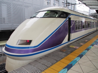 東武鉄道 100系スペーシア 特急「きぬ」 『雅』仕様